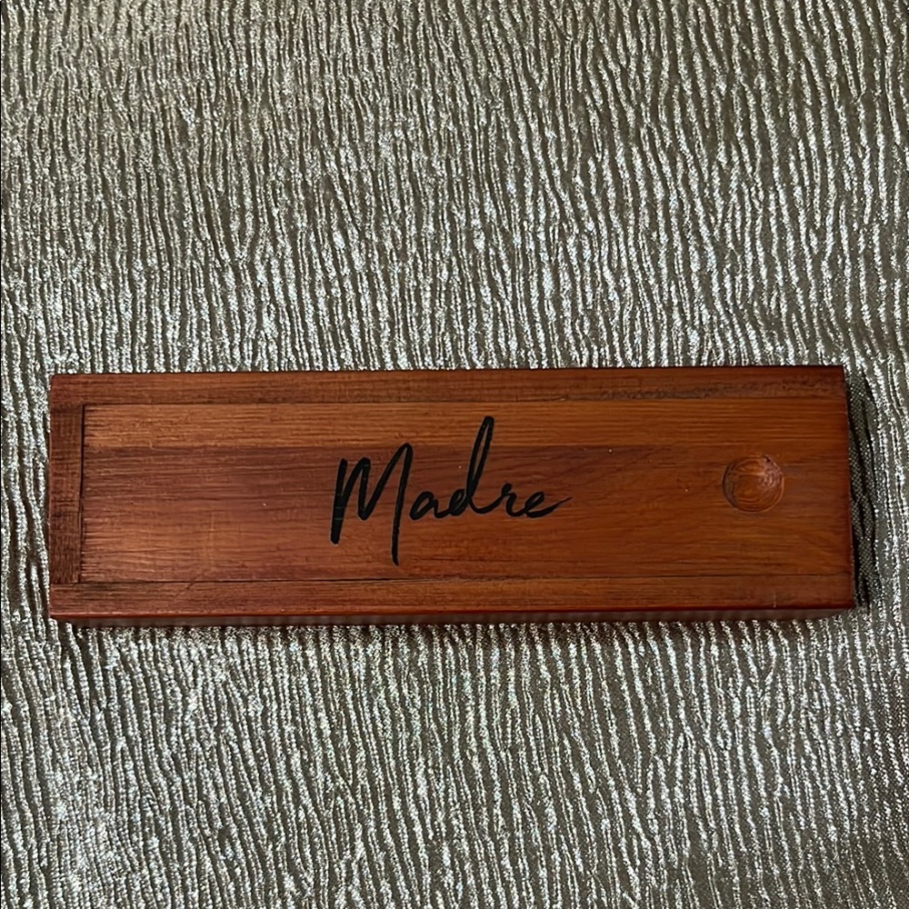 Wooden Madre box - stash box